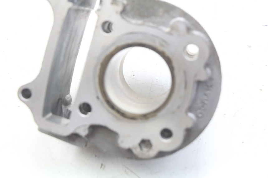 photo de CYLINDRE KYMCO LIKE 4T 50 (2009 - 2018) - Points de fixation