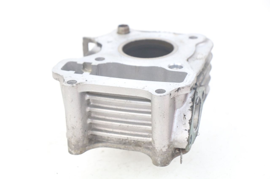 photo de CYLINDRE SYM ORBIT III 3 4T 50 (2018 - 2021) - Points de fixation