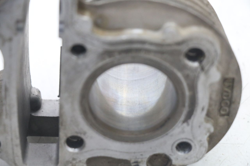 photo de CYLINDRE PEUGEOT KISBEE 4T 50 (2018 - 2022) - Points de fixation