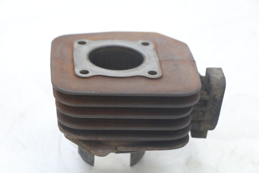 photo de CYLINDRE PEUGEOT LUDIX 50 (2005 - 2007) - Zoom état d’usage