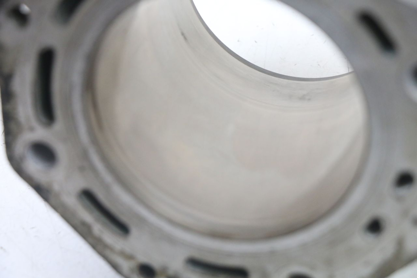 photo de CYLINDRE PIAGGIO MP3 LT 400 (2007 - 2012) - Vue d’ensemble