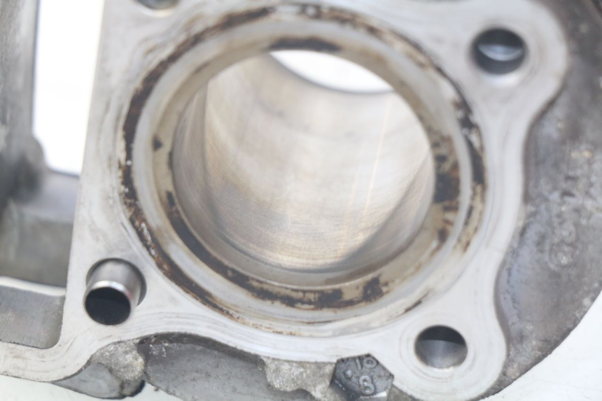 photo de CYLINDRE PISTON KYMCO AGILITY 4T 50 (2018 - 2022) - Points de fixation