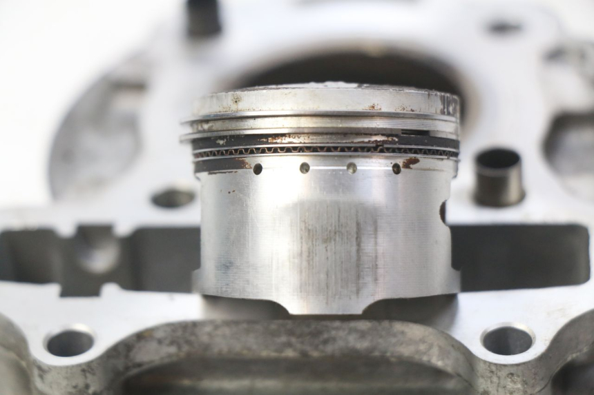 photo de CYLINDRE PISTON KYMCO AGILITY 4T 50 (2005 - 2018) - Zoom composants