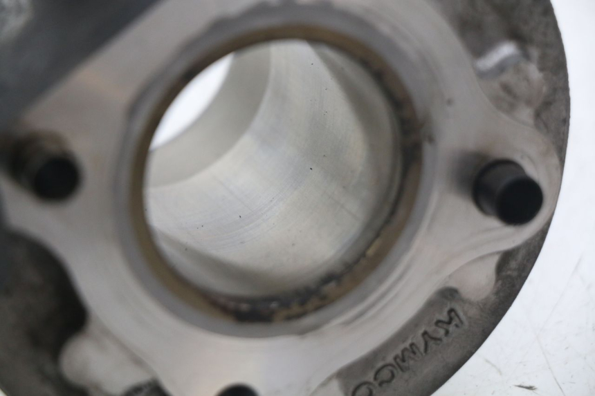 photo de CYLINDRE PISTON KYMCO AGILITY 4T 50 (2005 - 2018) - Points de fixation