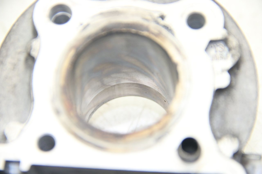 photo de CYLINDRE PISTON KYMCO AGILITY 4T 50 (2005 - 2018) - Points de fixation