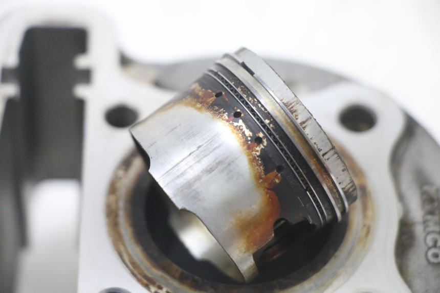 photo de CYLINDRE PISTON KYMCO AGILITY 4T 50 (2018 - 2022) - Vue rapprochée