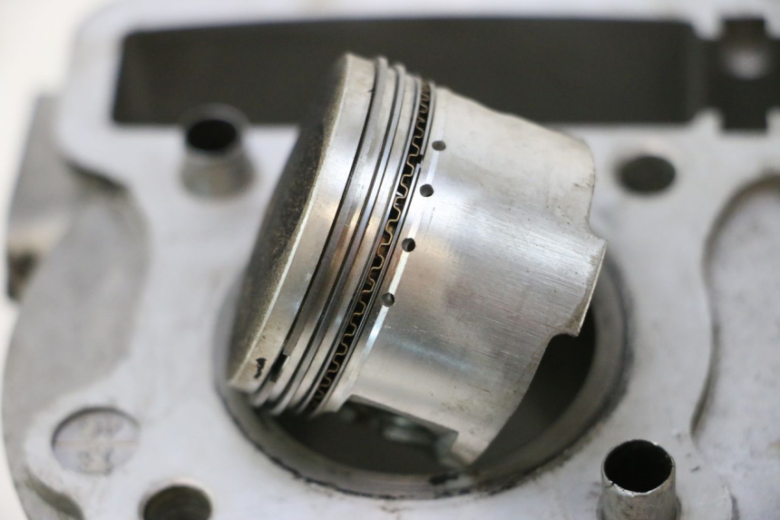 photo de CYLINDRE PISTON KYMCO AGILITY 4T 50 (2005 - 2018) - Détails caractéristiques