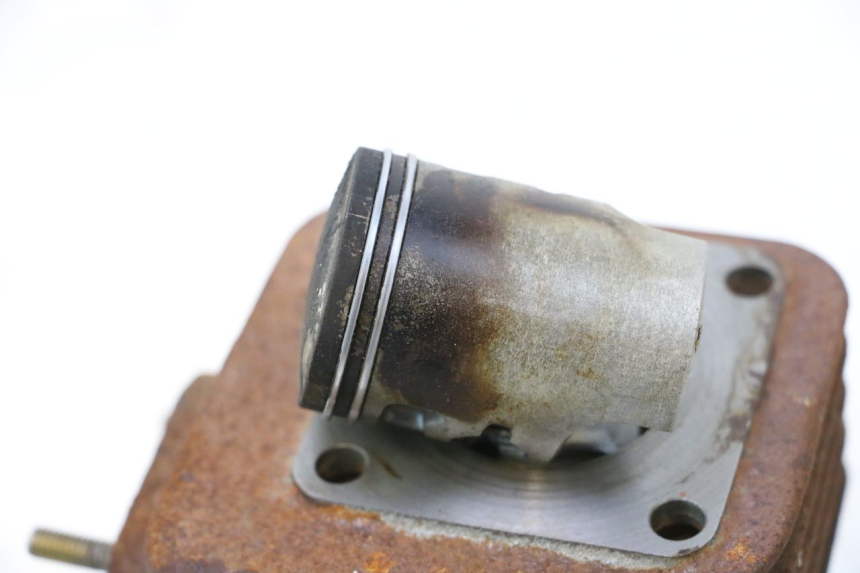 photo de CYLINDRE PISTON KYMCO AGILITY FR 2T 50 (2012 - 2017) - Vue rapprochée