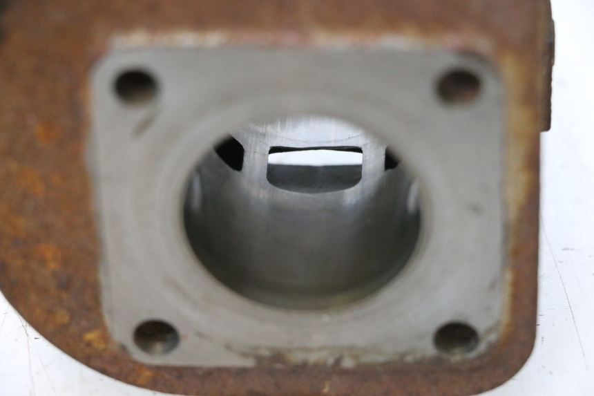 photo de CYLINDRE PISTON KYMCO AGILITY FR 2T 50 (2012 - 2017) - Points de fixation