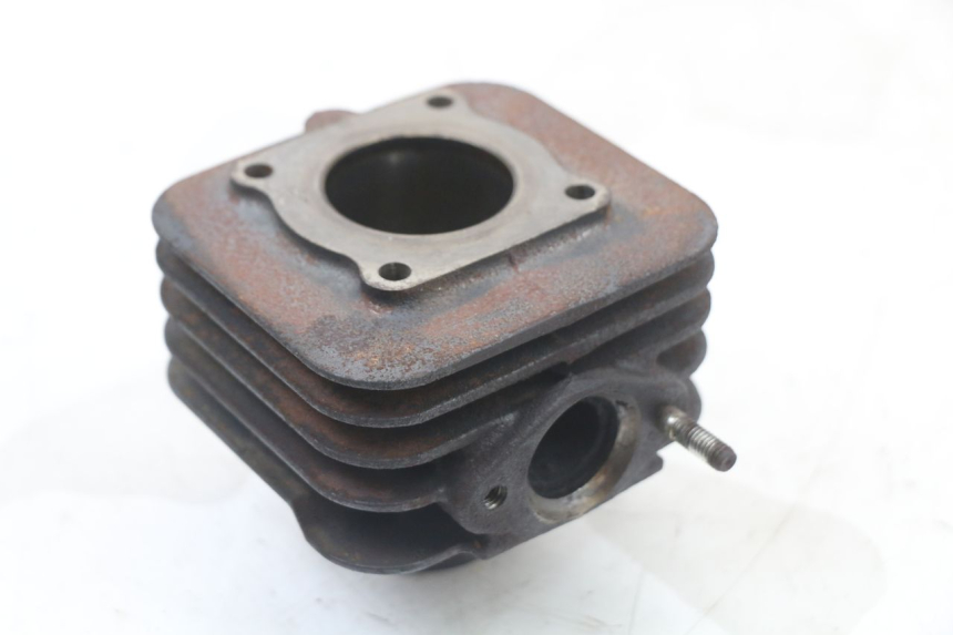 photo de CYLINDRE PISTON APRILIA SR MOTARD 50 (2012 - 2018) - Zoom état d’usage