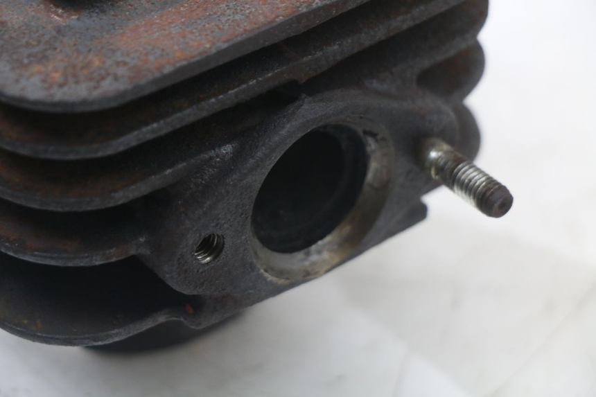 photo de CYLINDRE PISTON APRILIA SR MOTARD 50 (2012 - 2018) - Autre angle de vue