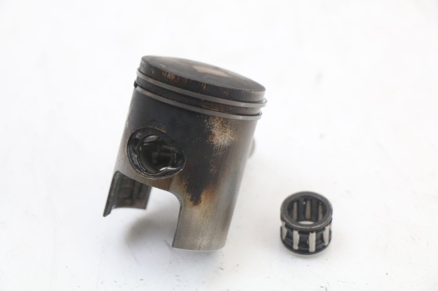 photo de CYLINDRE PISTON APRILIA SR MOTARD 50 (2012 - 2018) - Points de fixation