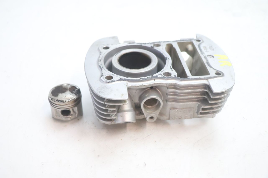 photo de CYLINDRE PISTON ARRIERE HONDA XLV VARADERO 125 (2007 - 2012) - Détail de la pièce