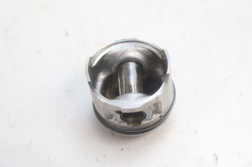 photo de CYLINDRE PISTON ARRIERE HONDA XLV VARADERO 125 (2007 - 2012) - Focus structure