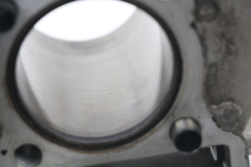 photo de CYLINDRE PISTON JONWAY AZTRAL 125 (2008 - 2017) - Autre angle de vue