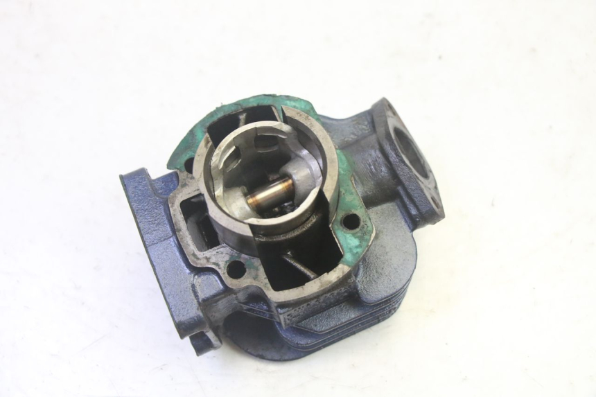 photo de CYLINDRE PISTON MBK BOOSTER SPIRIT 50 (2004 - 2017) - Gros plan technique