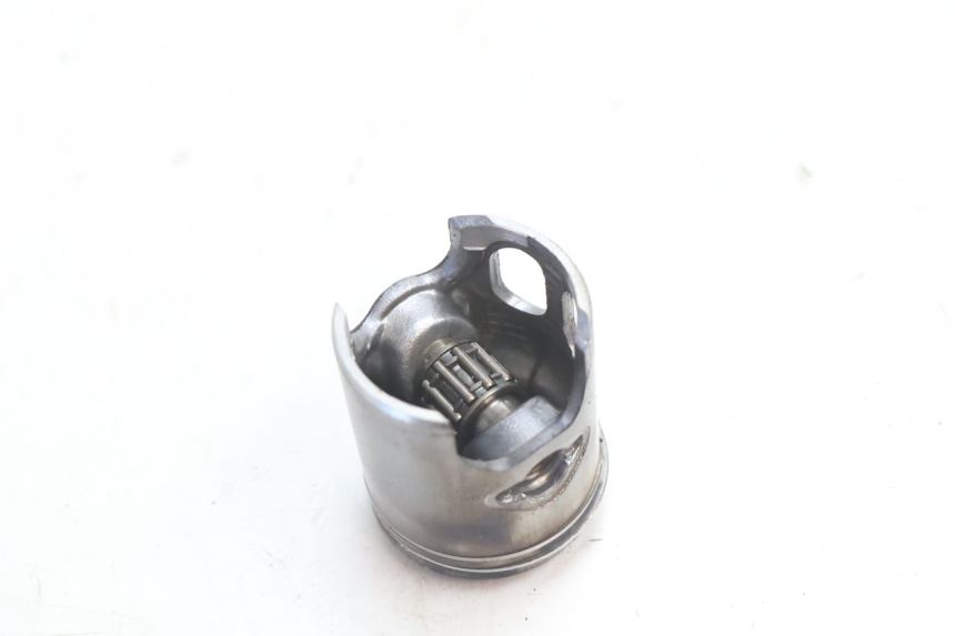 photo de CYLINDRE PISTON MBK BOOSTER SPIRIT 50 (1996 - 1999) - Inspection visuelle