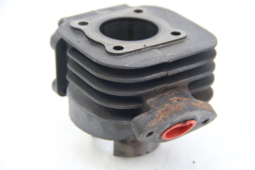 photo de CYLINDRE PISTON MBK BOOSTER SPIRIT NAKED 50 (2004 - 2017) - Points de fixation