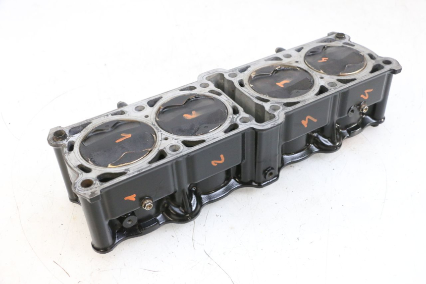 photo de CYLINDRE PISTON MV AGUSTA BRUTALE R WALLY 910 (2008 - 2008) - Zoom état d’usage