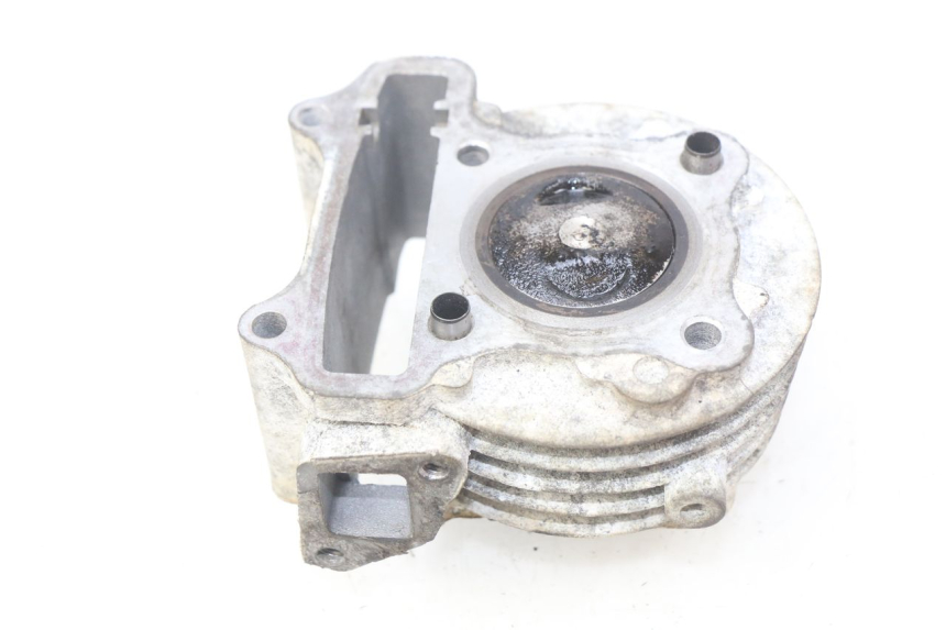 photo de CYLINDRE PISTON BAOTIAN BT 50 QT-12 50 (2007 - 2009) - Détail de la pièce