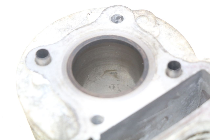 photo de CYLINDRE PISTON BAOTIAN BT 50 QT-12 50 (2007 - 2009) - Vue d’ensemble