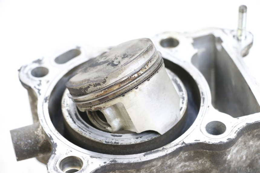 photo de CYLINDRE PISTON SUZUKI BURGMAN 125 (2007 - 2014) - Détails caractéristiques