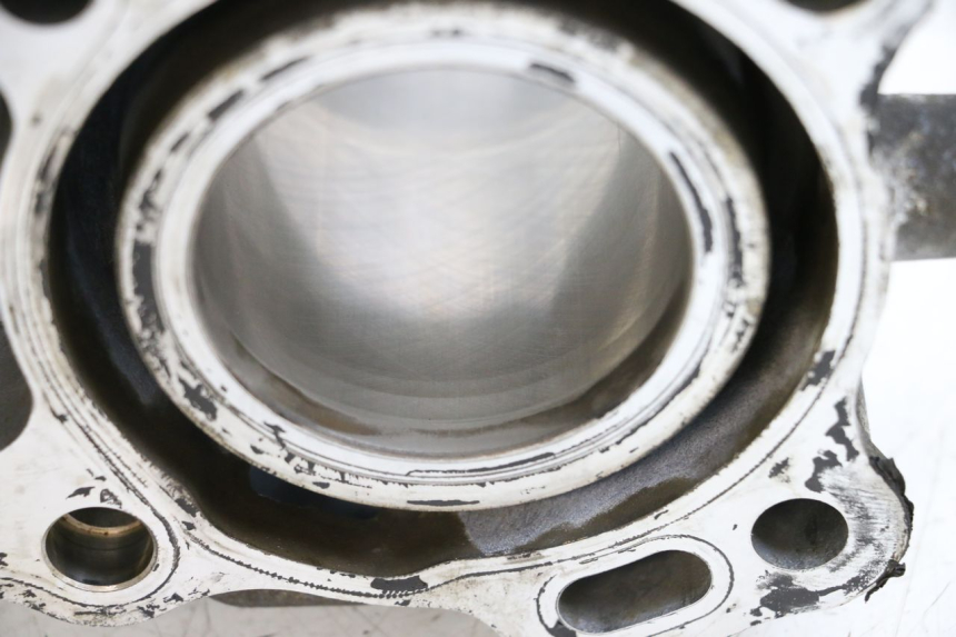 photo de CYLINDRE PISTON SUZUKI BURGMAN 125 (2007 - 2014) - Autre angle de vue