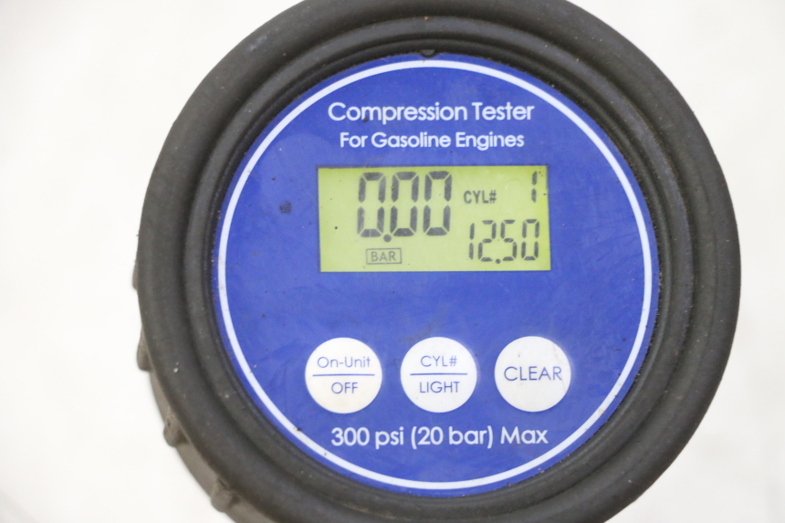 photo de CYLINDRE PISTON SUZUKI BURGMAN 125 (2007 - 2014) - Autre angle de vue