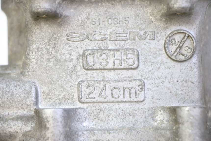 photo de CYLINDRE PISTON SUZUKI BURGMAN 125 (2007 - 2014) - Points de fixation