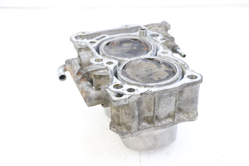 photo de CYLINDRE PISTON SUZUKI BURGMAN 650 (2013 - 2020) - Autre angle de vue