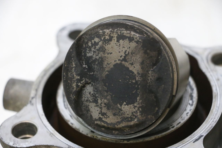 photo de CYLINDRE PISTON SUZUKI BURGMAN 125 (2007 - 2014) - Photo complémentaire