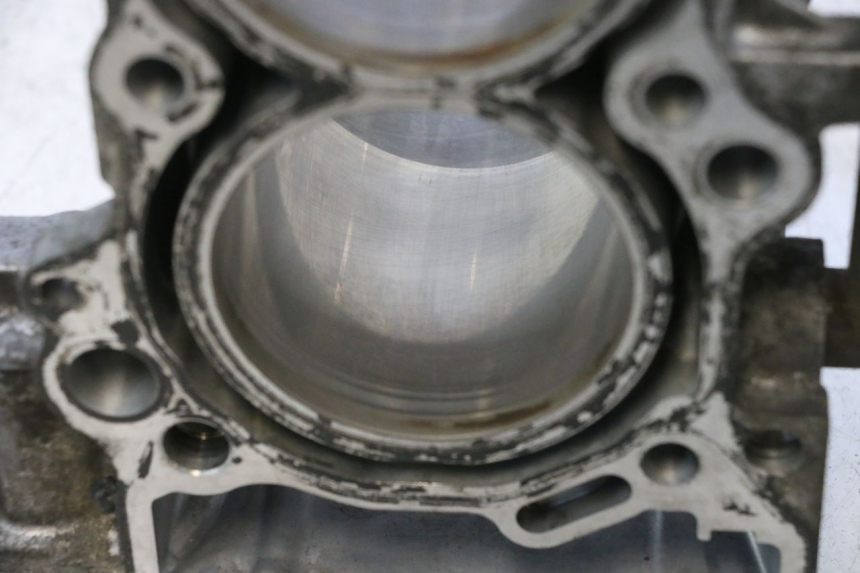 photo de CYLINDRE PISTON SUZUKI BURGMAN EXECUTIVE ABS 650 (2006 - 2012) - Détail de la pièce