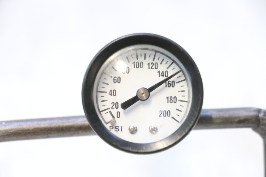 photo de CYLINDRE PISTON SUZUKI BURGMAN EXECUTIVE ABS 650 (2006 - 2012) - Zoom état d’usage