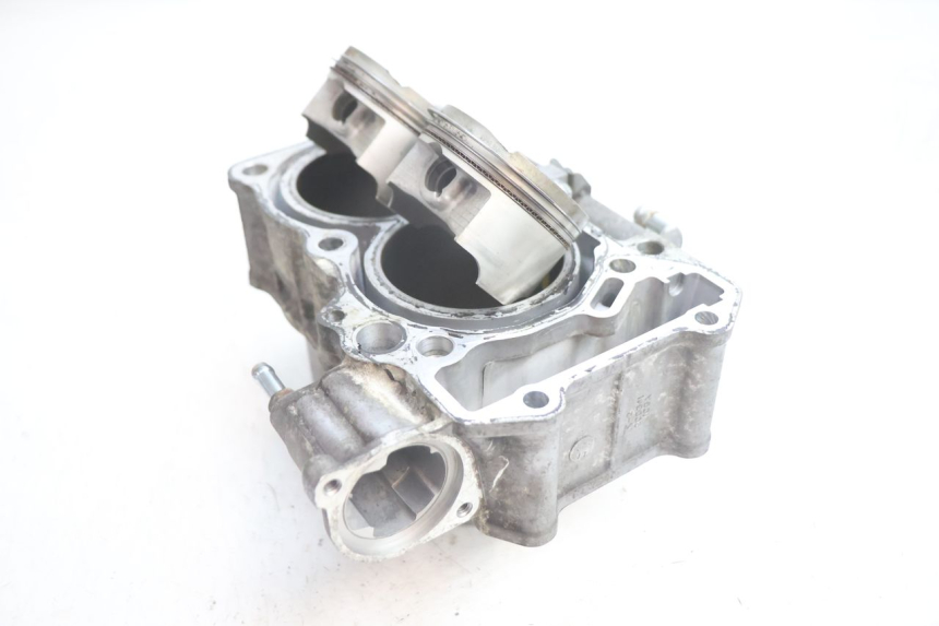 photo de CYLINDRE PISTON SUZUKI BURGMAN EXECUTIVE ABS 650 (2006 - 2012) - Détail de la pièce