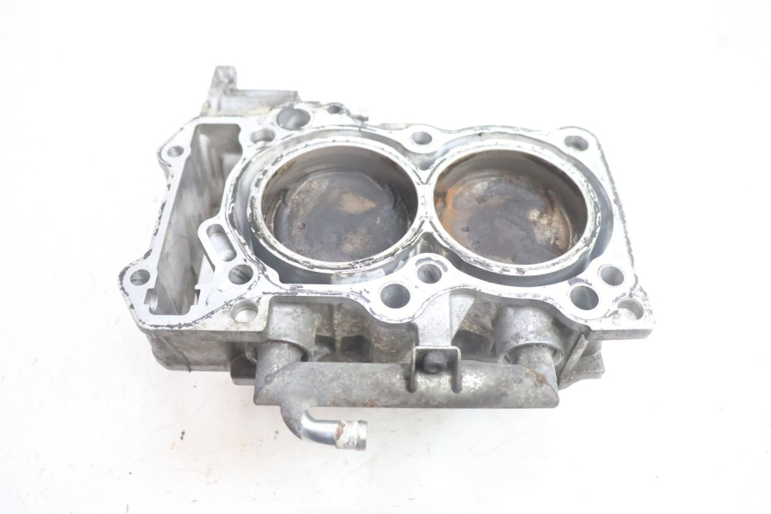 photo de CYLINDRE PISTON SUZUKI BURGMAN EXECUTIVE ABS 650 (2006 - 2012) - Gros plan technique
