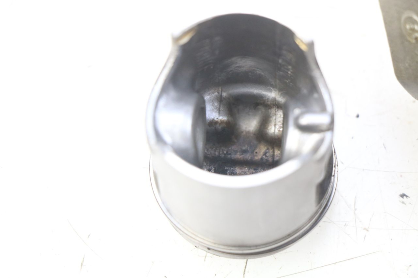 photo de CYLINDRE PISTON PEUGEOT BUXY 50 (1993 - 1998) - Zoom état d’usage