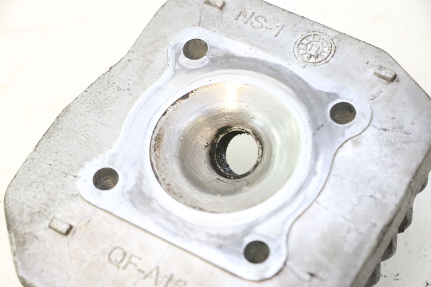 photo de CYLINDRE PISTON PEUGEOT CITYSTAR 2T 50 (2018 - 2021) - Points de fixation