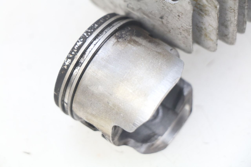 photo de CYLINDRE PISTON POCKET BIKE COURSE 50 - Autre angle de vue