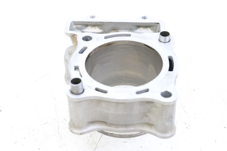 photo de CYLINDRE PISTON HONDA CRF R 250 (2020 - 2021) - Vue rapprochée