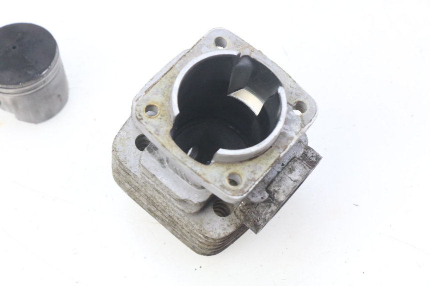 photo de CYLINDRE PISTON POCKET BIKE CROSS 50 - Détails caractéristiques