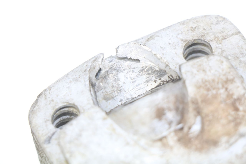 photo de CYLINDRE PISTON POCKET BIKE CROSS 50 - Vue rapprochée