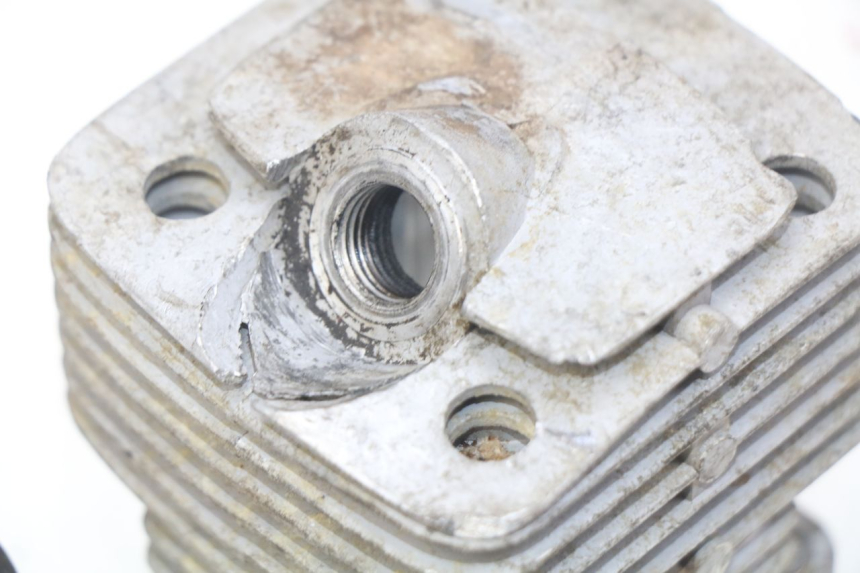 photo de CYLINDRE PISTON POCKET BIKE CROSS 50 - Photo complémentaire