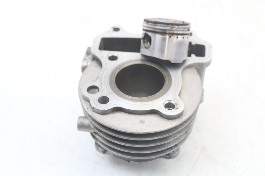 photo de CYLINDRE PISTON LONGJIA DIGITA 4T 50 (2019 - 2022) - Zoom état d’usage