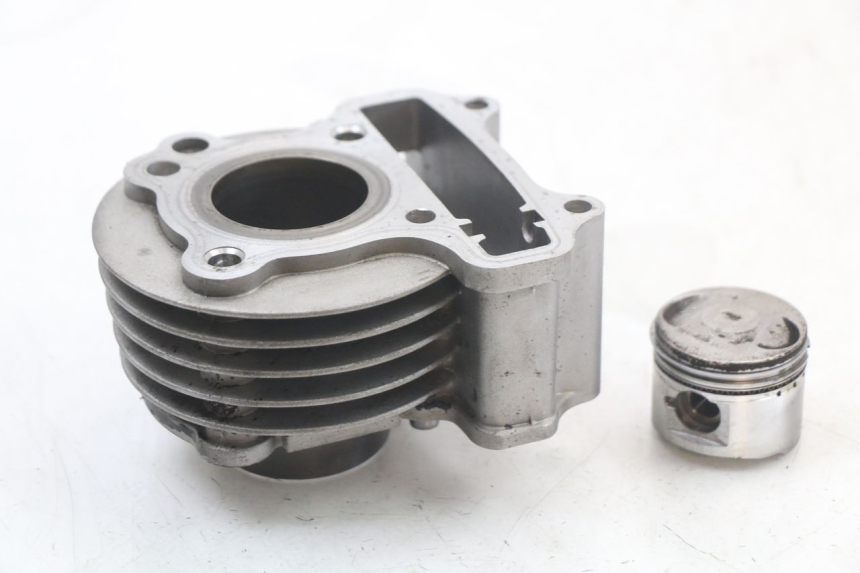 photo de CYLINDRE PISTON LONGJIA DIGITA 4T 50 (2019 - 2022) - Vue d’ensemble