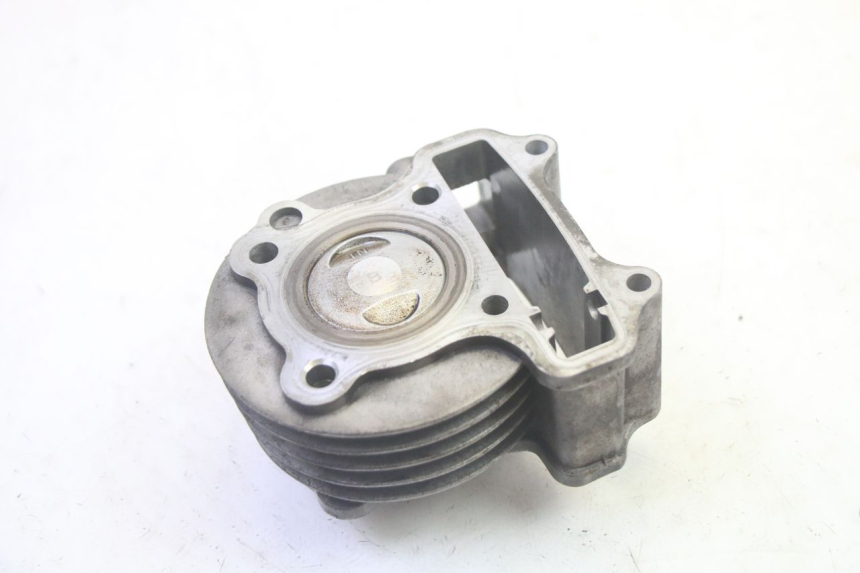 photo de CYLINDRE PISTON LONGJIA DIGITA 4T 50 (2019 - 2022) - Gros plan technique