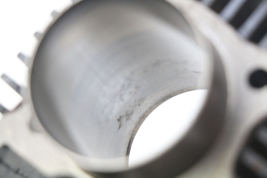 photo de CYLINDRE PISTON CCR DIRT BIKE 110 - Zoom état d’usage