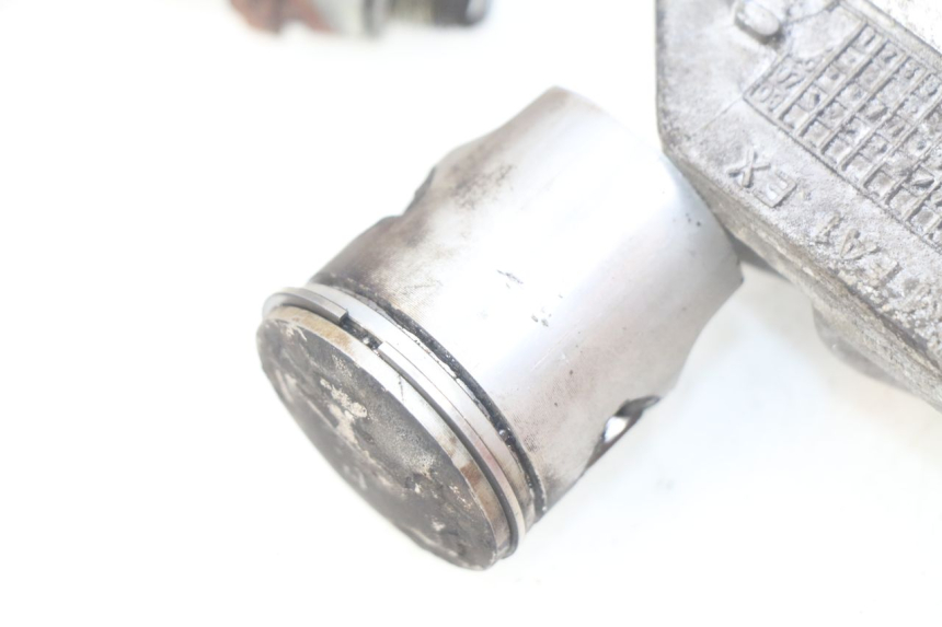 photo de CYLINDRE PISTON PEUGEOT ELYSTAR 50 (2002 - 2014) - Zoom composants