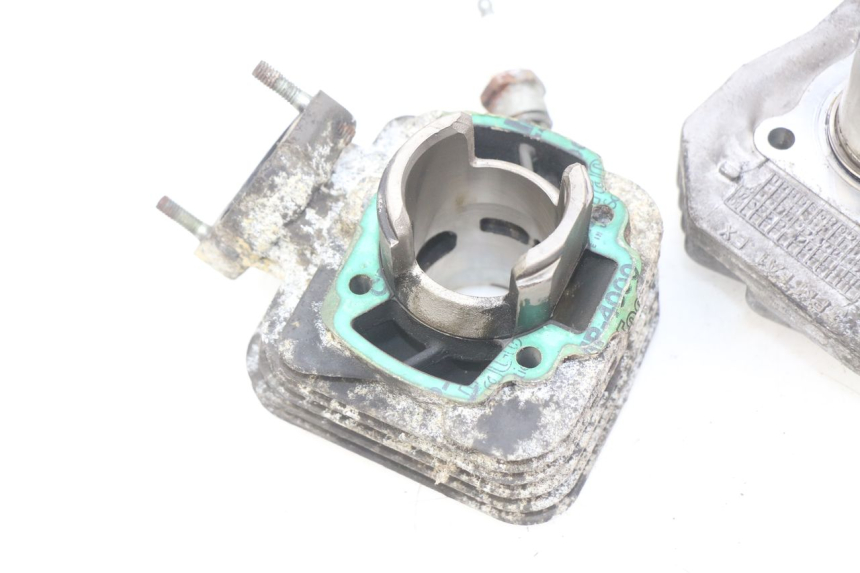 photo de CYLINDRE PISTON PEUGEOT ELYSTAR 50 (2002 - 2014) - État de surface