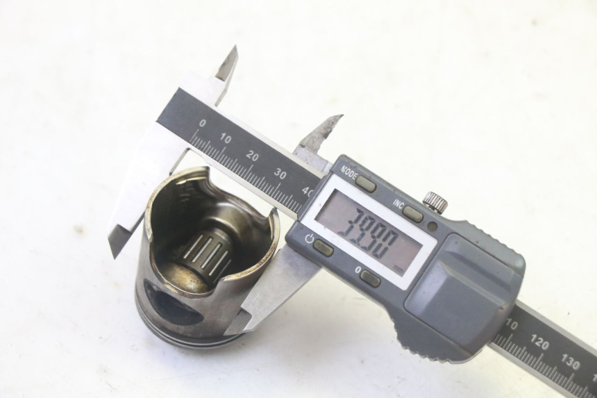 photo de CYLINDRE PISTON PEUGEOT ELYSTAR 50 (2002 - 2014) - Inspection visuelle