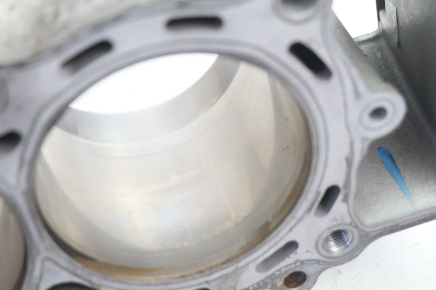 photo de CYLINDRE PISTON KAWASAKI ER-6 ER6 N 650 (2005 - 2009) - Angle alternatif